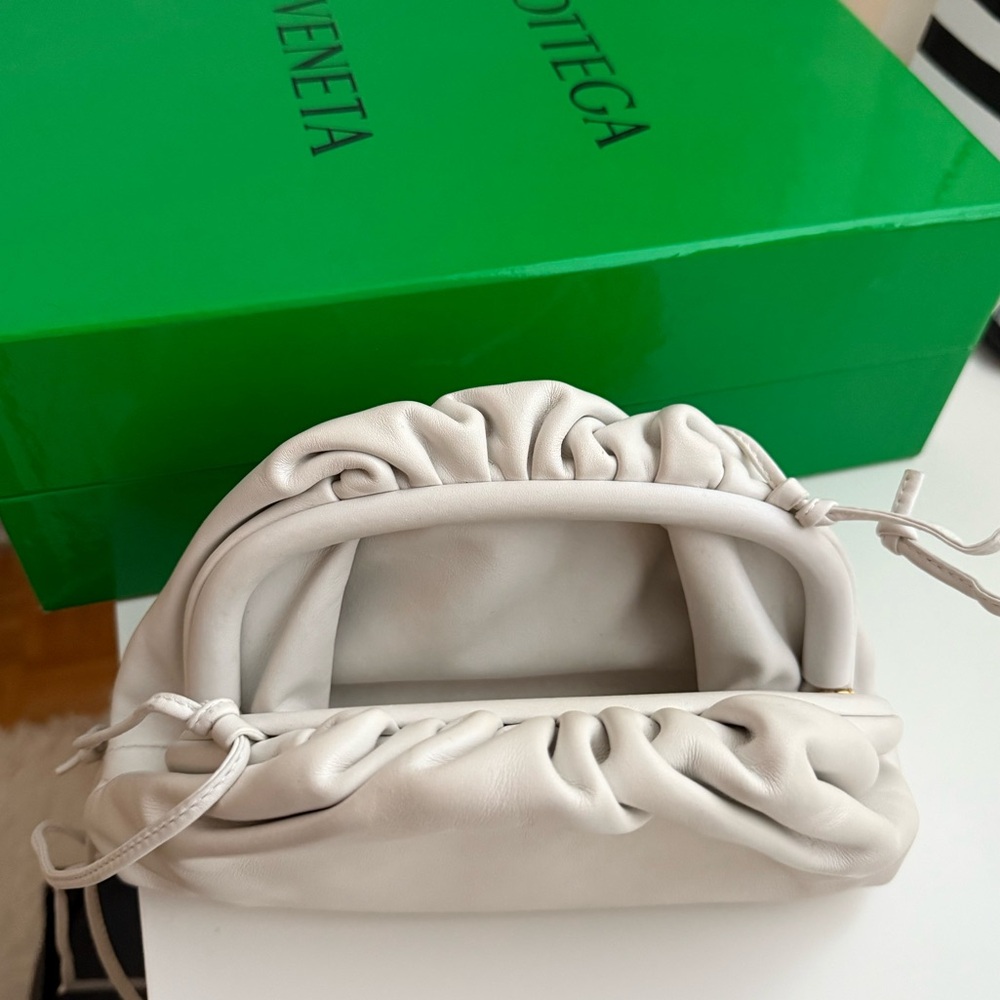 BOTTEGA VENETA White 'The Mini Pouch' Clutch